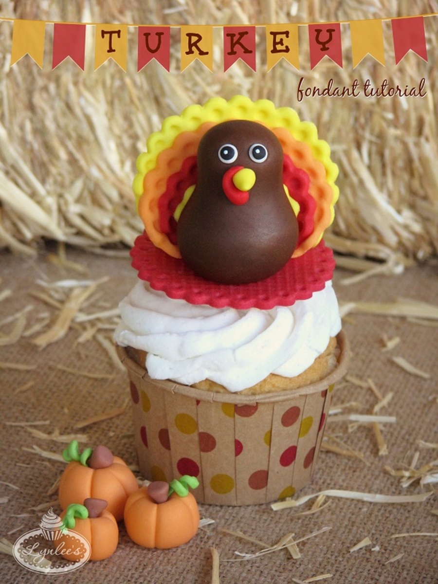 Gobble Up This Sweet Turkey Fondant Topper Tutorial ...