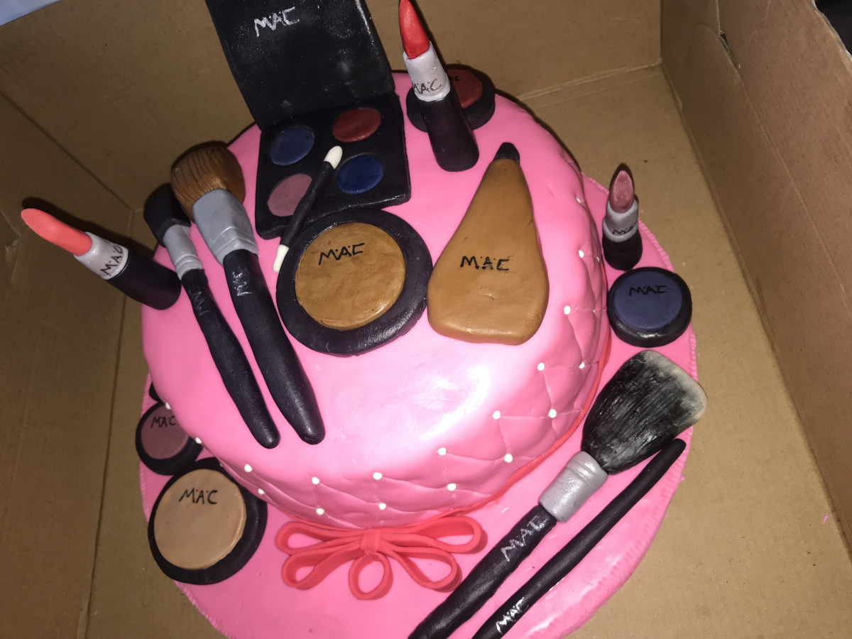 My Very First Fondnt Cake