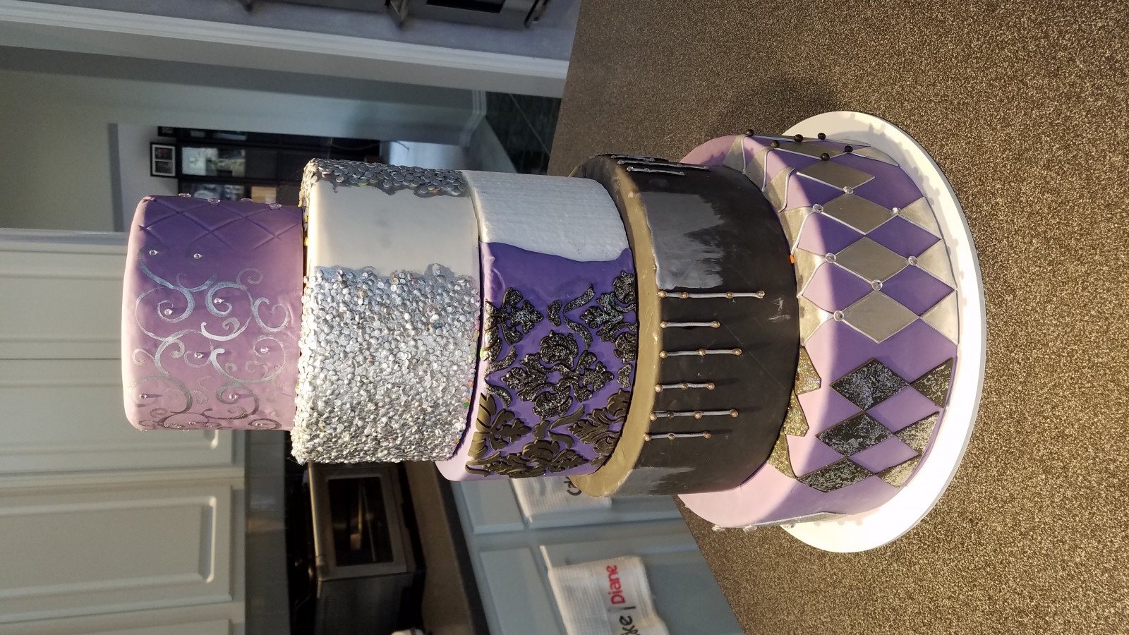 How To Remove Old Fondant From Cake Dummy