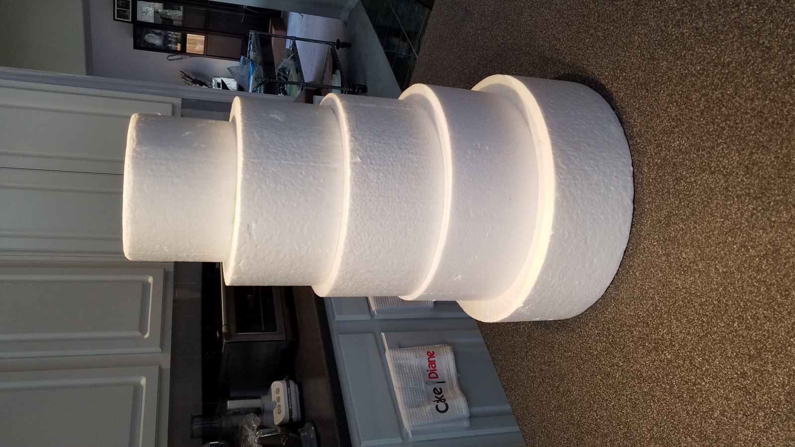 How To Remove Old Fondant From Cake Dummy