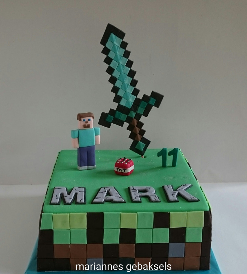 Minecraft Cake