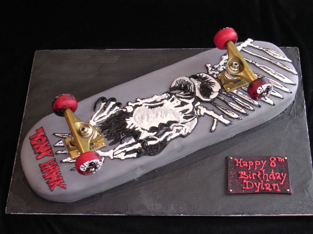 Tony Hawk Skateboard Cake Cakecentral Com