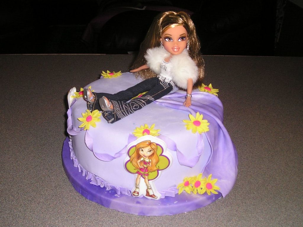 bratz cake