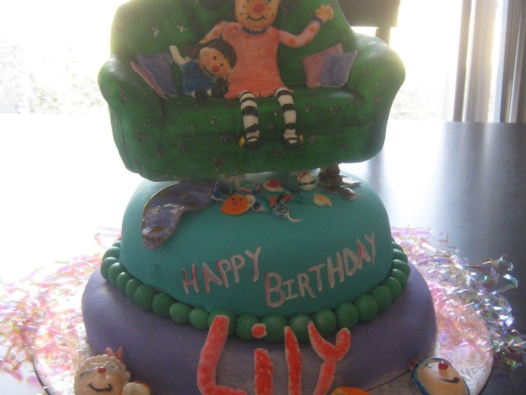 Big Comfy Couch Birthday Cake Cakecentral Com