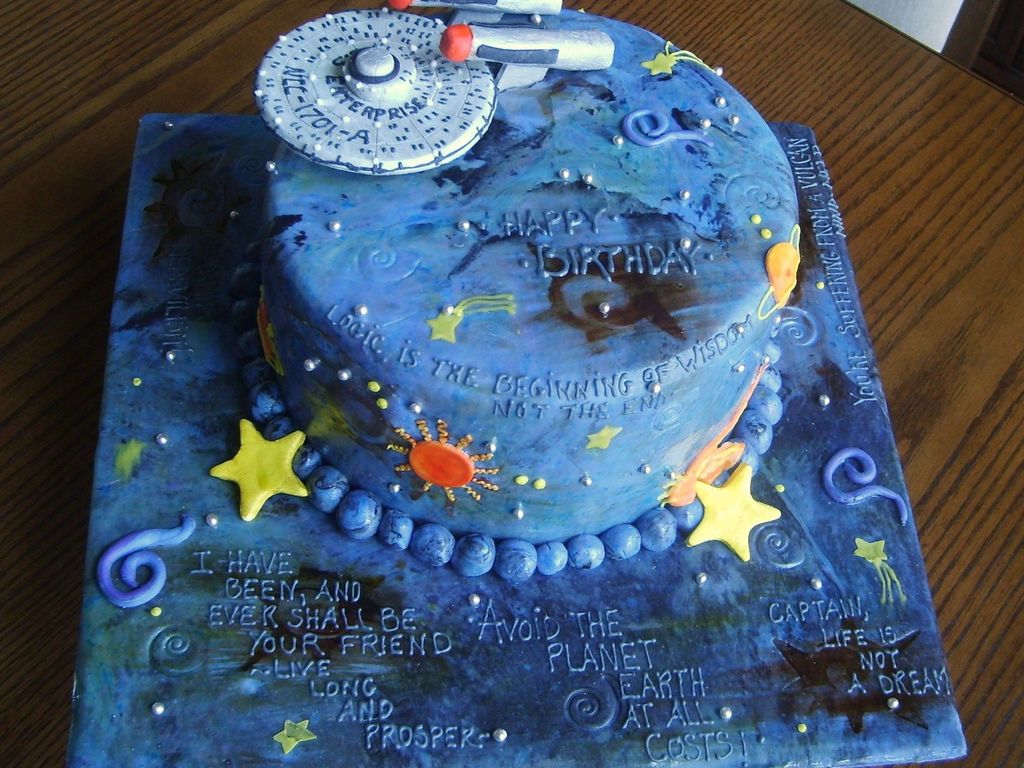 Star Trek Cake Cakecentral Com