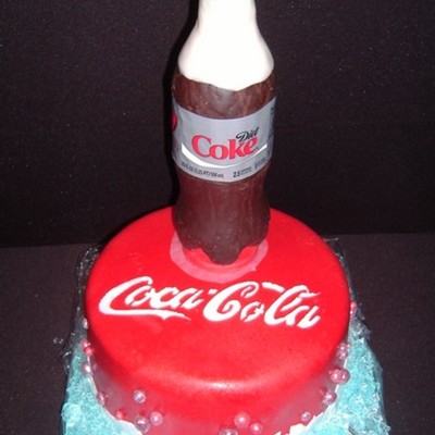 Cola Cake Decorating Photos