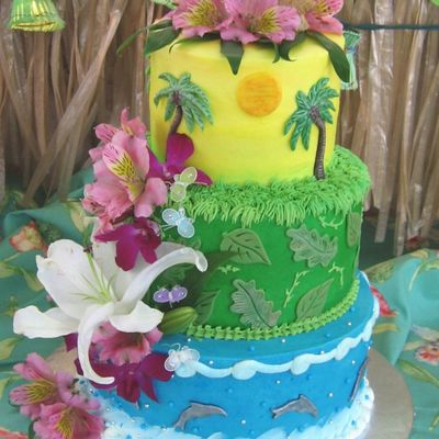 Tropical Cake Decorating Photos