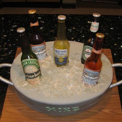 beer bottle cake decorating