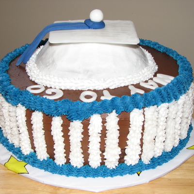 graduation cap cake decorating