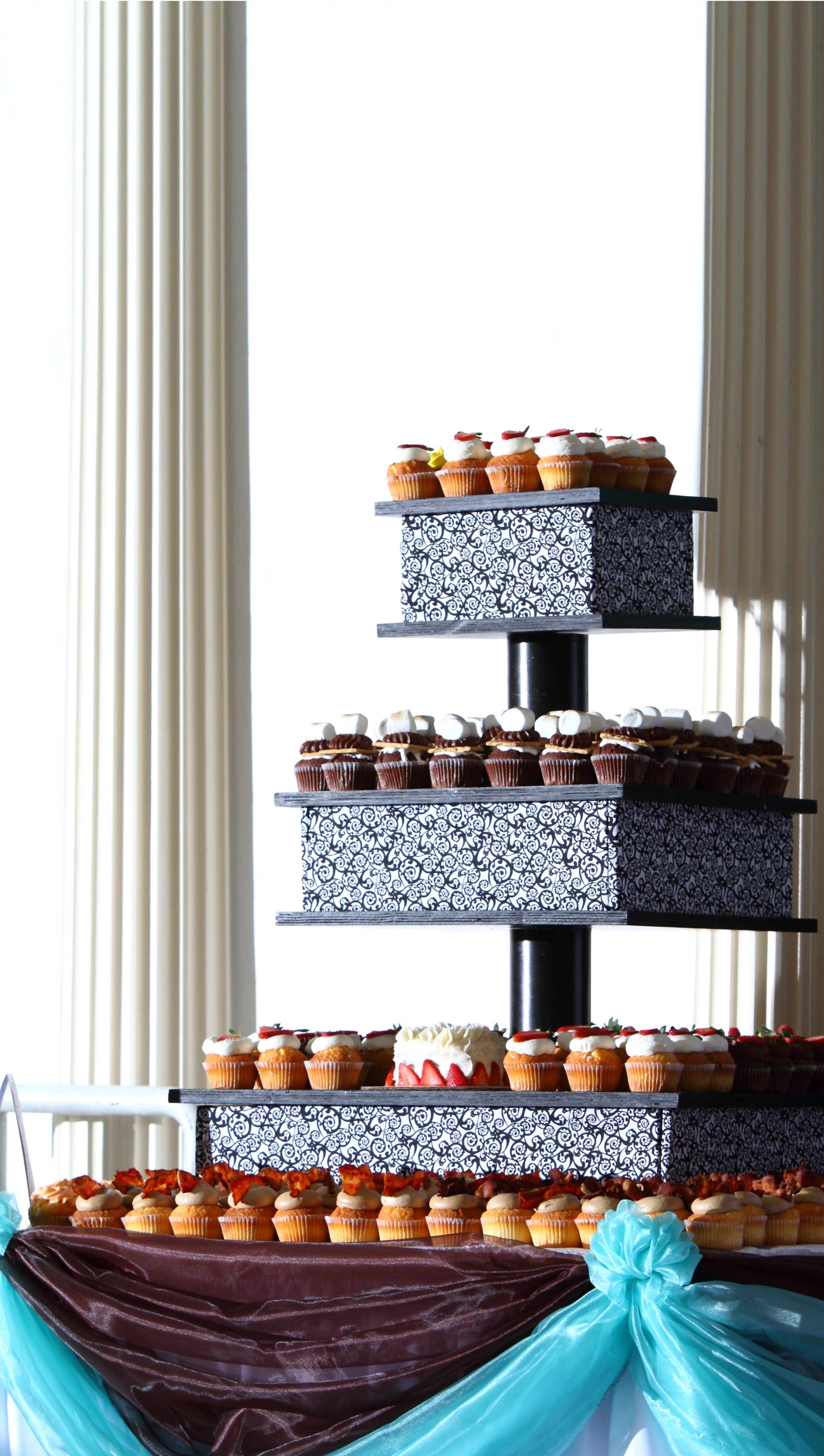 Vanilla Bean Gourmet Cupcakery Lemon Bar Cupcake Tart Filling And Sweet