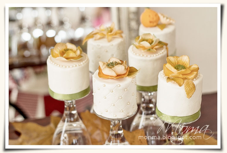 Fall Inspired Mini Cakes CakeCentral fall-inspired-mini-cakes-cakecentral