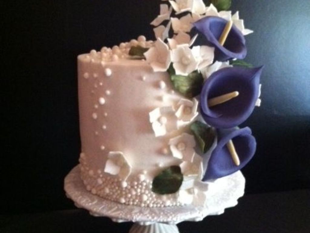 Pearls Lilies 30th Wedding Anniversary Cakecentral Com