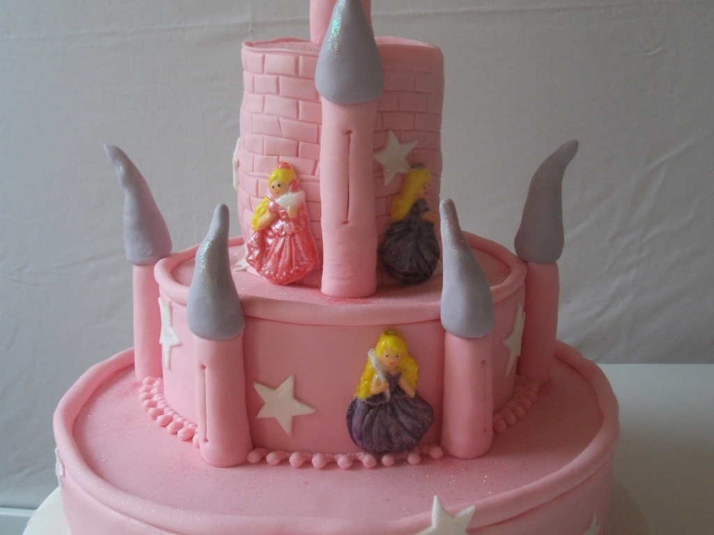 large princess castle - cakecentral large princess castle - cakecentral