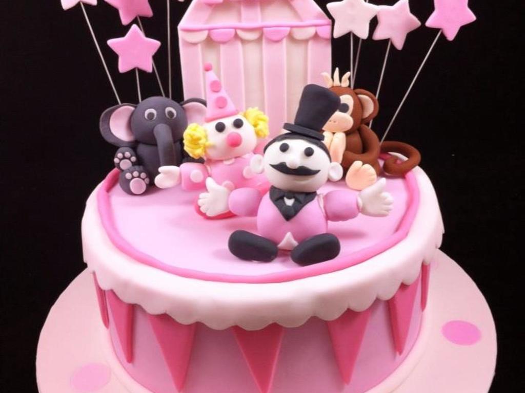 Ellas 1st Birthday Carnival Cake Cakecentral Com