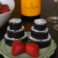 Mini Brownie Wedding Cakes mini brownie wedding cakes with powdered sugar