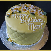 Pretty Yellow Cake gumpaste flowers
