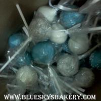 Winter Wonderland Theme Cake Pops Winter Wonderland theme cake pops