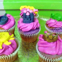 Tangled Cupcakes 