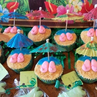Luau Cupcakes My daughter's birthday was a luau theme so I made these for her class party!