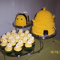 Beehive & Cupcakes 