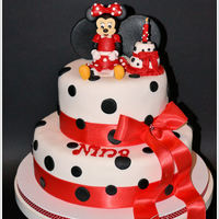 Minnie Cake 