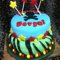 Rock N Roll Baby Shower This was a 2 tier cake for a TRUE rock n roll baby shower...thanks to Sublime Bakery of Fort Worth Tx for the inspiration...wasn't too...