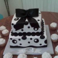Black_And_White_Bday.jpg trying something new, buttercream with fondant accents