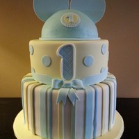 Top Cake Is The Smash Cake *Top cake is the smash cake.