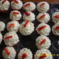 Strawberry Cuppies 