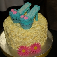 High Heel Cupcakes On Rosette Cake 