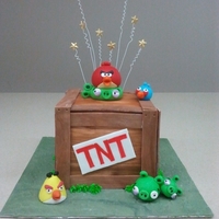 Angry Birds My friend and workmate made this cute little cake for her sons birthday! Fondant everything!