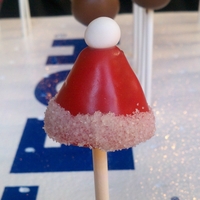 Santa Hat Cakepop 