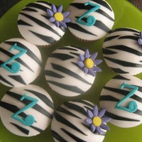 Z Themed Cupcakes. Z themed cupcakes made for my daughters class.