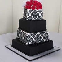 Black And White Black and white wedding cake with stenciling - my first attempt