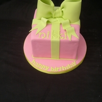 Bow Birthday Cake Last minute bow birthday cake.