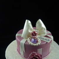 Gift Box Cake 
