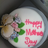 Mother's Day Cake 