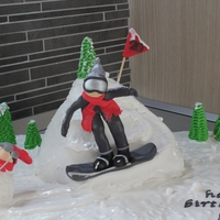 Snowboard Cake 
