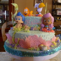 Bubble Guppies, I've been wanting to try an underwater cake for a long time. a friend at work asked if I could do a bubble guppies cake for her...