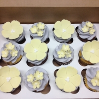 Flower Cupcakes 