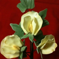 Sweetpea! Gumpaste sweetpea made for Wilton Course 4