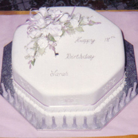 Fondant Covered Fruit Cake 