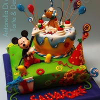 Mickey Mouse And The Cake! 