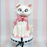 Minousch Kitten Cake Cat cake using CakeFrame starter set