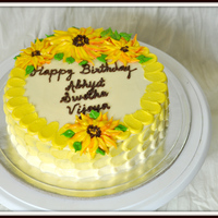 Lemon Cake With Lemon Buttercream I was impressed with few of the cakes with the #12 tip decoration and wanted to try it.