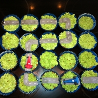 Racing Car Cupcakes A collection of 20 cupcakes. ?make your own race track birthday cake for a 2 yr old