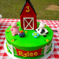 Rylee's Barnyard Cake 