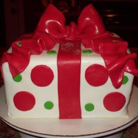 Gift Box Cake 