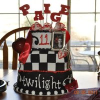 Twilight Cake Birthday cake made for my niece!! We are Hugh twilight fans