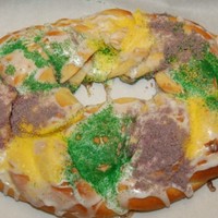 King Cake With Mardi Gras in two days I wanted to try to make a King Cake. This was my first time making one and was very pleased how it turned out....